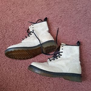 Dr. Martens Gray White Snake Print Boots Size 8